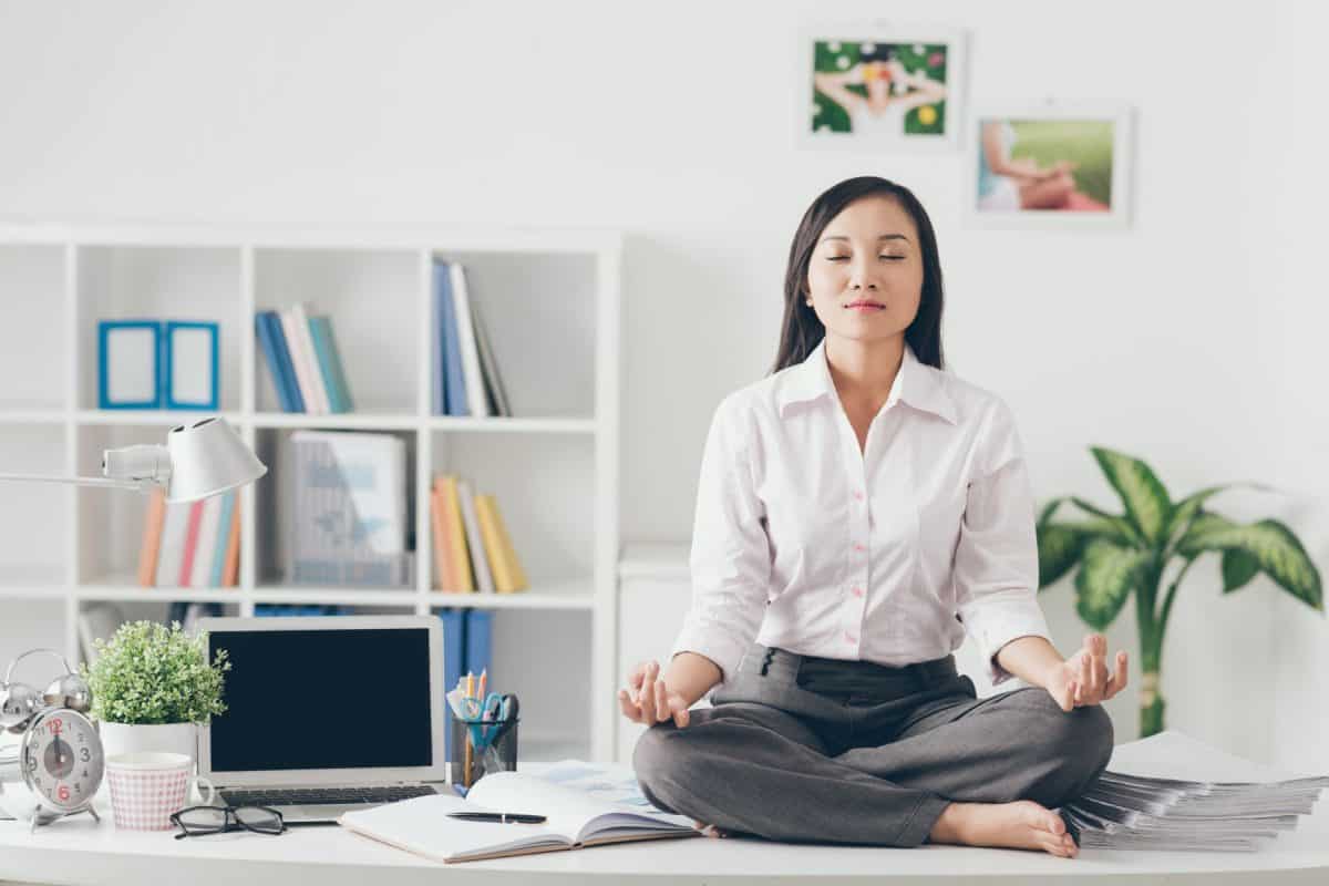 reduce-office-stress-in-under-five-minutes-mindful-living-network