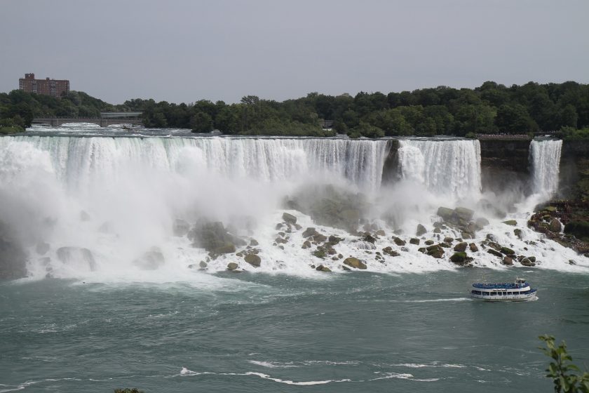 Take a 360° Virtual Tour of Niagara Falls